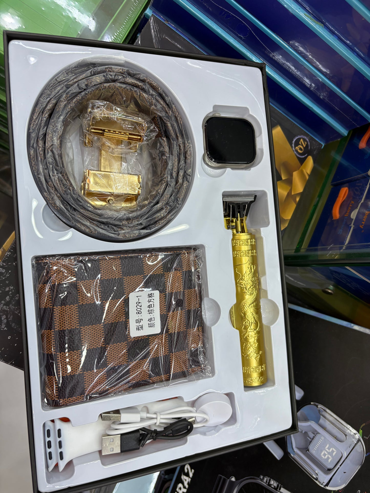 ZQ Smart Watch Series 10 + Waller + Belt + Rechargeable razor